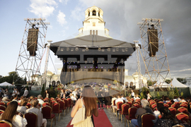 Нощ под звездите - концерт - Vienna Schonbrunn Orchestra