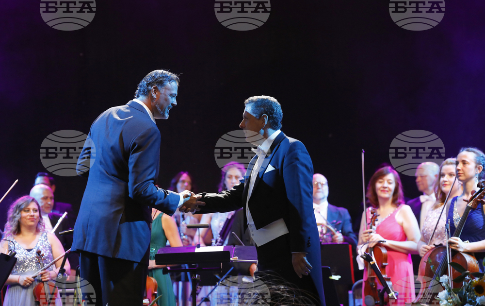 Нощ под звездите - концерт - Vienna Schonbrunn Orchestra