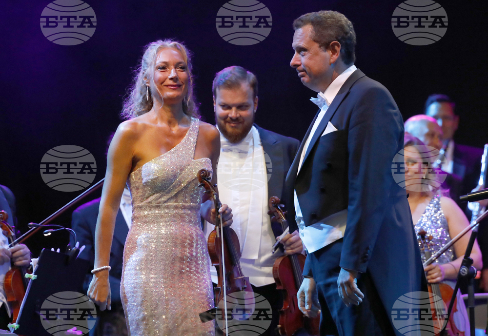 Нощ под звездите - концерт - Vienna Schonbrunn Orchestra