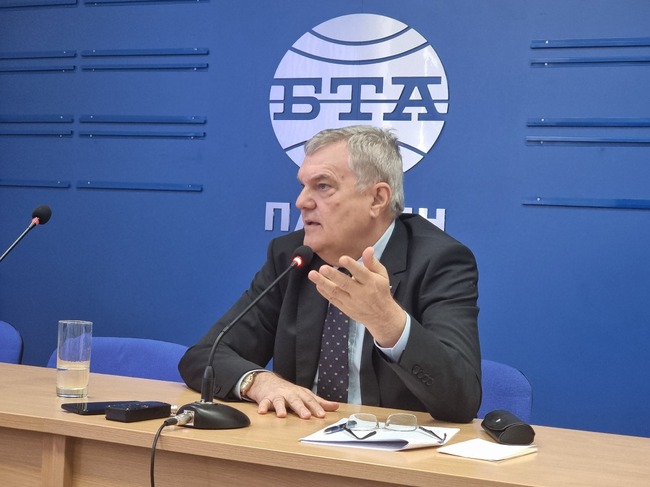 Пресконференция на Румен Петков, председател на ПП АБВ