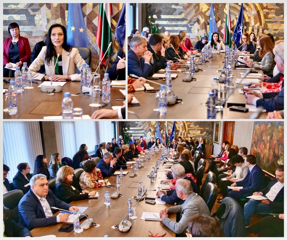 Мария Габриел: Присъединяването на България към ОИСР е един от основните външнополитически приоритети на страната ни