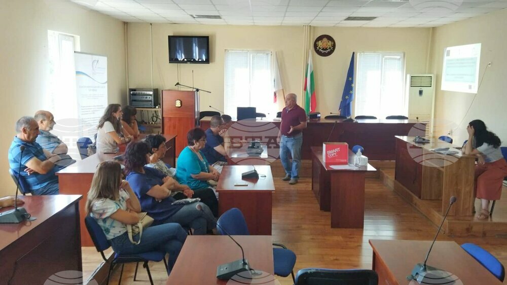 Местната власт в Омуртаг се е запознала с възможностите за еврофинансиране по подмярка 7.2 на ПРСР