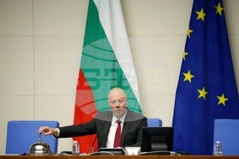 Парламент - извънредно заседание