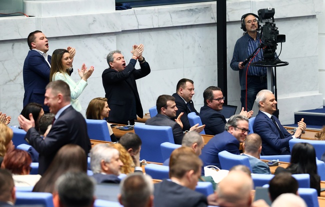GERB’s Mandate Fails, CC-DB’s Final Proposal Turned Down, President Goes Ahead with Next Step in Constitutional Procedure as Snap Elections Near
