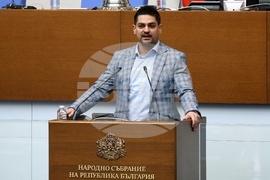 Парламент - извънредно заседание