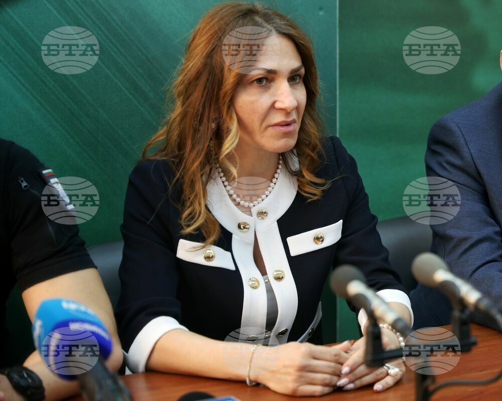 Ръководството на Агенция "Митници" и представители на петролния бизнес обсъдиха оптимизацията на работата и борбата със сивия сектор