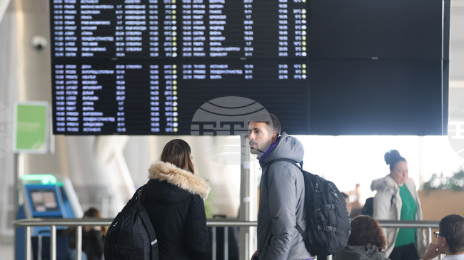 Пътуванията на българи в чужбина се увеличават с 8,8 на сто през февруари, а посещенията на чужденци в страната - с 4,5 на сто на годишна база, по окончателни данни на НСИ