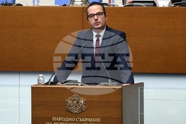 Парламент - извънредно заседание