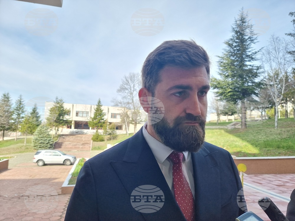 Трудно би било смесването на национални избори с един контекст, с европейски избори, които са със съвсем друг дневен ред, смята Андрей Новаков