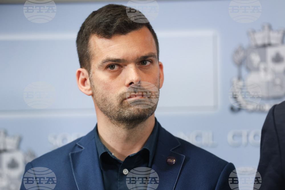 Емил Бранчевски е заличен от фирмата, регистрирана на негово име, поради липса на съгласие от негова страна, съобщи общинският съветник Христо Копаранов