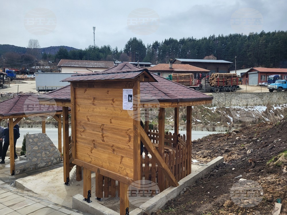Село Клисура - гробищен парк - реставрация
