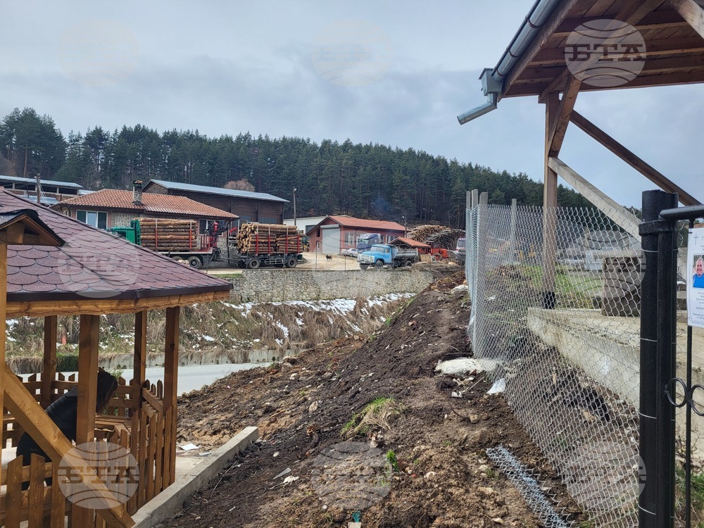 Село Клисура - гробищен парк - реставрация