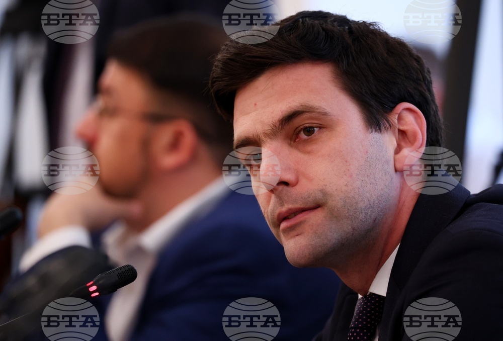 Народно събрание - комисия за Мартин Божанов