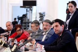 Народно събрание - комисия за Мартин Божанов