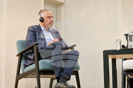 Френски институт - „Отразяването на войната“ - дискусия