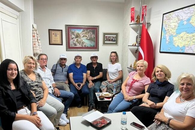 В Дружеството на изселниците от България в Ескишехир се готвят активно за предсрочните парламентарни избори в България на 2 октомври