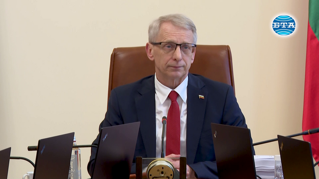 Правителството в оставка приема забрана за разкриване на нови болници до утвърждаването на новата Национална здравна карта на страната, заяви Николай Денков