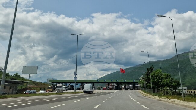 Косовската полиция разкри повече от 250 килограма експлозив при проверка на ван на граничния пункт Морина – Върмица