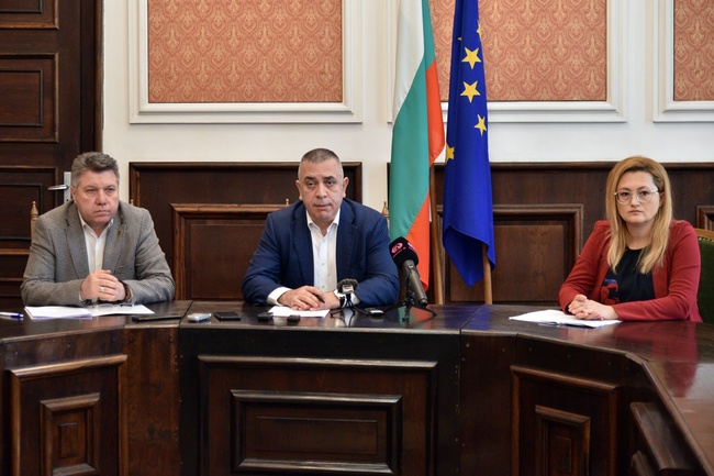Община Сливен: Общината планира финансова подкрепа за местните футболни отбори