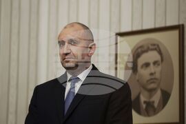 Президент - ПП-ДБ - мандат - връчване