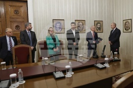 Президент - ПП-ДБ - мандат - връчване