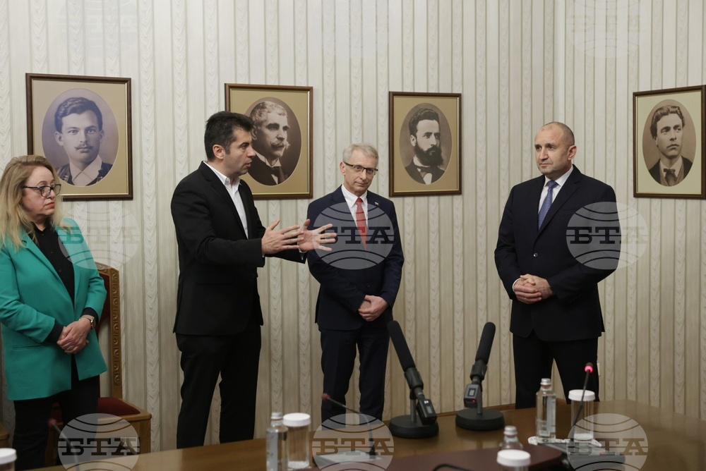 Президент - ПП-ДБ - мандат - връчване