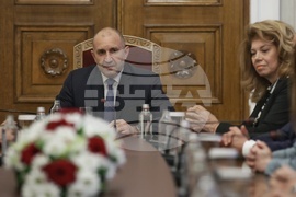 Президент - ПП-ДБ - мандат - връчване