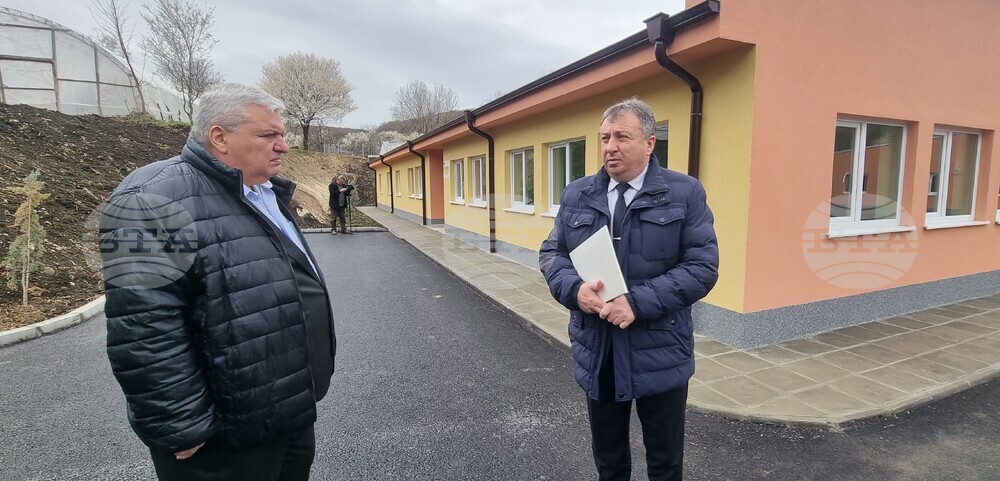 Село Лозево - нов социален център - лица с умствена изостаналост