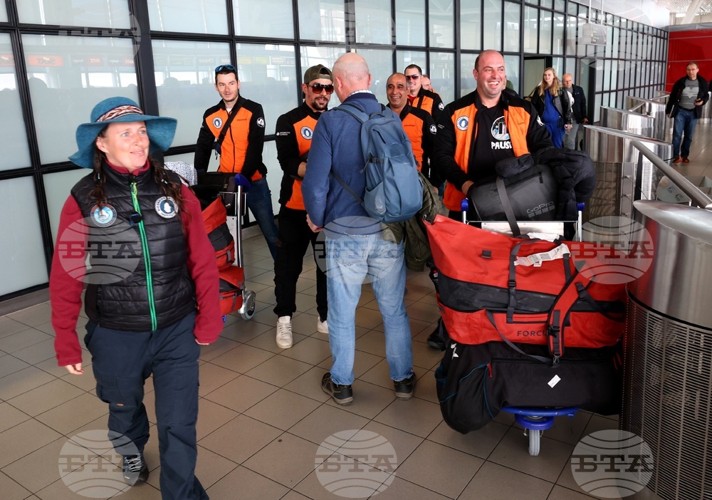 Национална антарктическа експедиция - завръщане