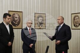 Президент - ПП-ДБ - мандат - връчване