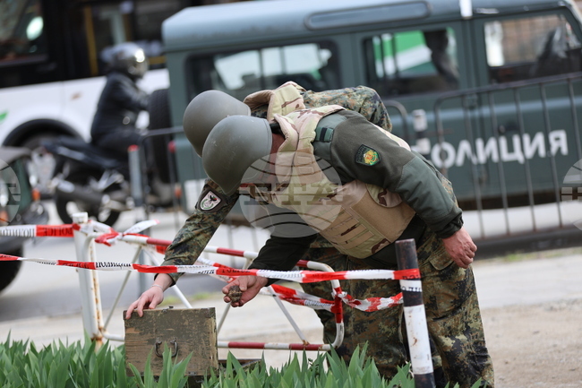 Благоевград - открита ръчна граната