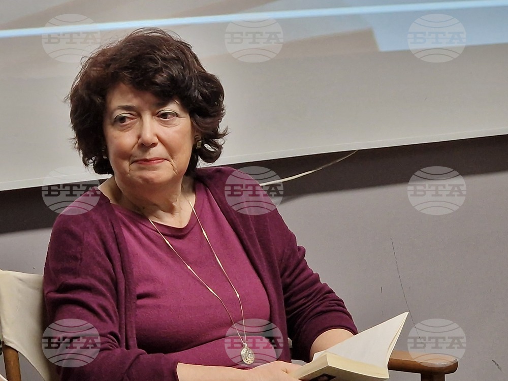 Книга "Сравнително литературознание" - Румяна Станчева