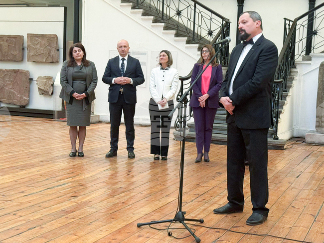 Национален археологически институт - проект - представяне на резултати