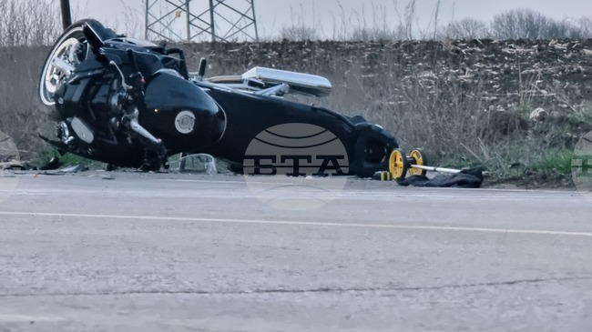 Мотоциклетист на 22 години загина при катастрофа на автомагистрала "Тракия" в Старозагорско