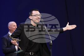 Световен ден на театъра - награди - ИКАР