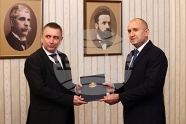 Президент - ИТН - мандат - връчване