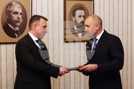 Президент - ИТН - мандат - връчване