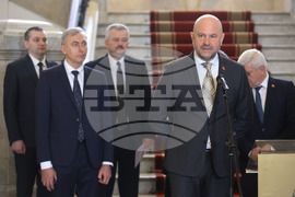 МЗХ - Кирил Вътев - Владимир Болеа - среща - брифинг