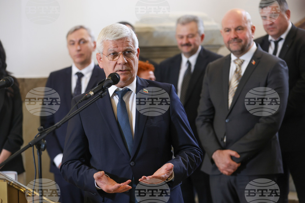 МЗХ - Кирил Вътев - Владимир Болеа - среща - брифинг