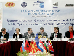 Македония - Охрид - медиен форум - НАТО