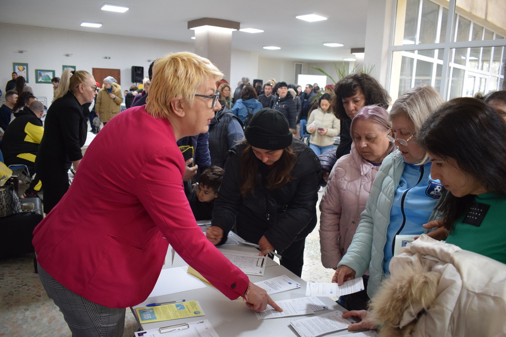 Областен информационен център – Добрич отново в помощ на работодатели и безработни