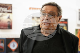 Бургас - Петър Пецин - графичен дизайн - изложба