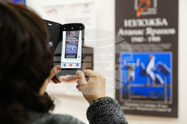 Бургас - Петър Пецин - графичен дизайн - изложба