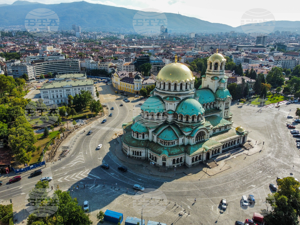 Храм - паметник "Св. Александър Невски"