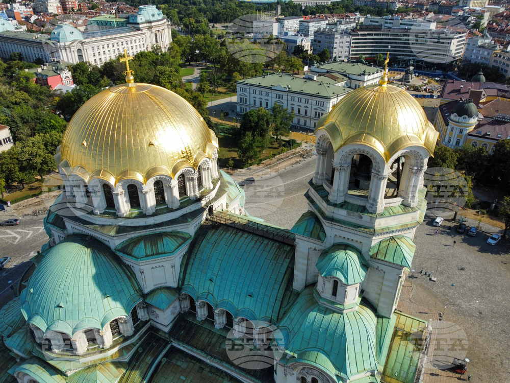 Храм - паметник "Св. Александър Невски"