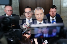 Парламент - "Възраждане" - изявление