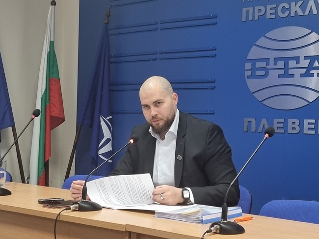 Пресконференция на председателя на Общинския съвет в Плевен доц. д-р Иван Малкодански