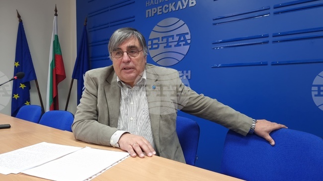 Национален пресклуб на БТА Плевен - изложба "75 години НАТО и 20 години България в НАТО"