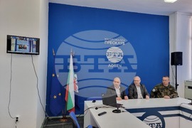 Национален пресклуб на БТА Ловеч - изложба "75 години НАТО и 20 години България в НАТО"