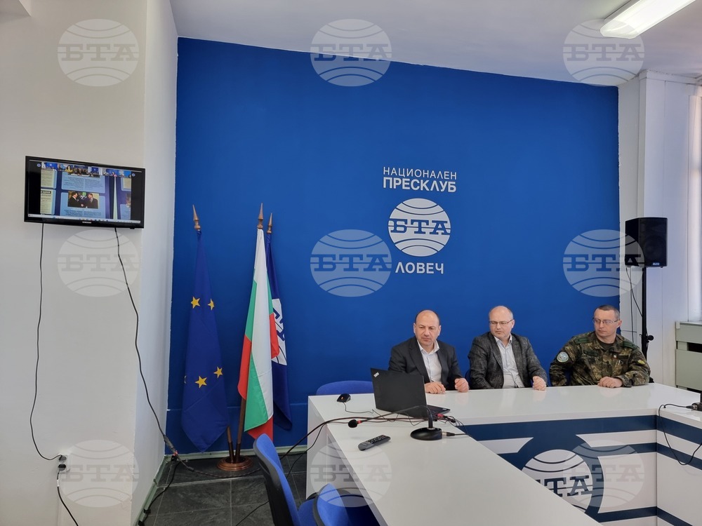 Национален пресклуб на БТА Ловеч - изложба "75 години НАТО и 20 години България в НАТО"